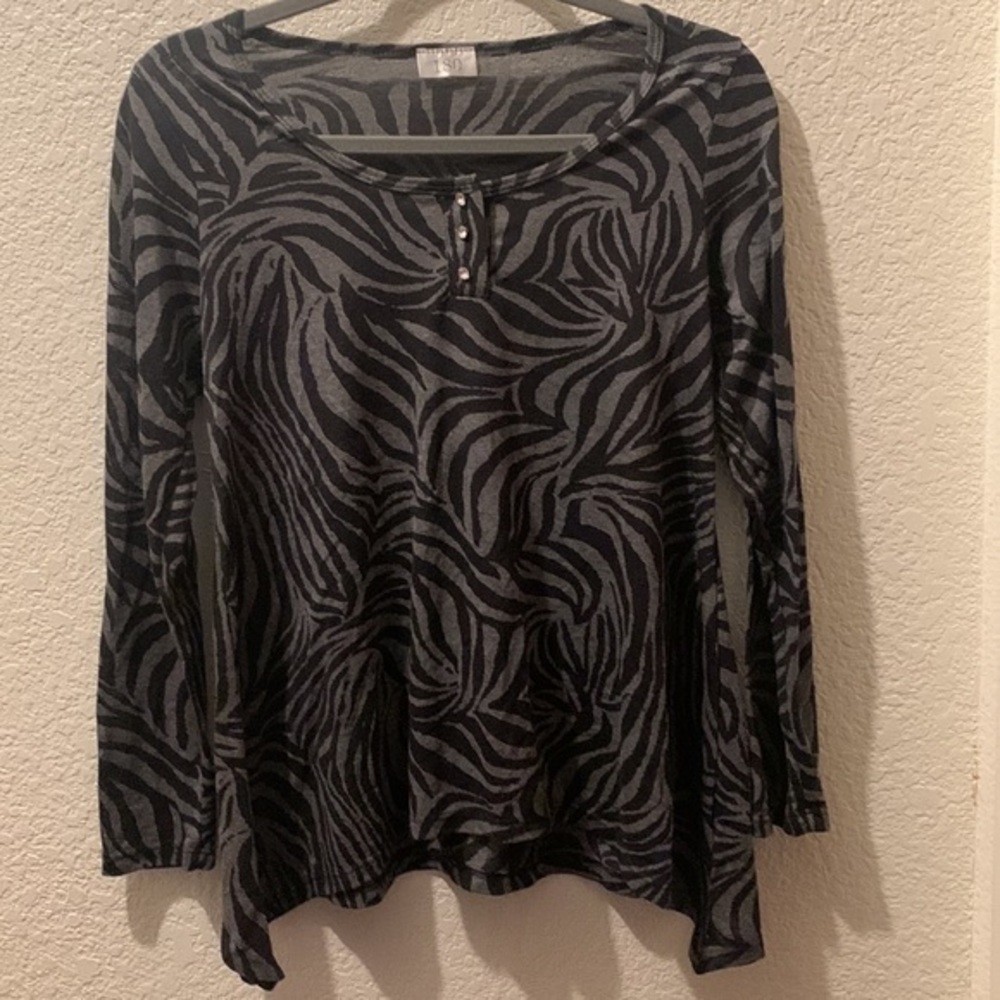 Women’s medium shirt